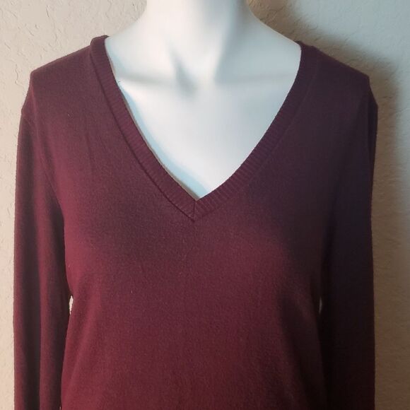 Lucky Brand Sweaters - Lucky Brand Burgundy V-Neck Sweater Women's S/P Soft Knit Pullover Tunic Maroon